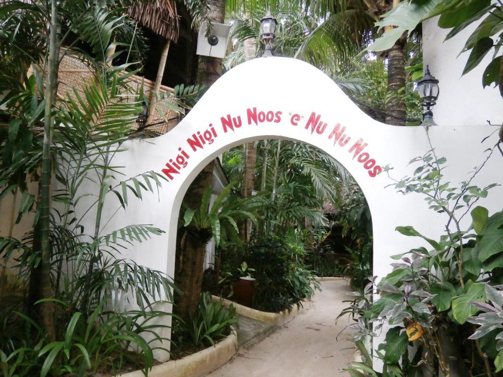 Nigi Nigi Nu Noos 'E' Nu Nu Noos Hotel Balabag  Kültér fotó